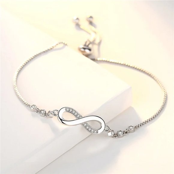 Gorgeous Infinity w/ Diamonds, 8.00 " Inch Long Bracelet .925 Sterling Silver - Picture 6 of 6